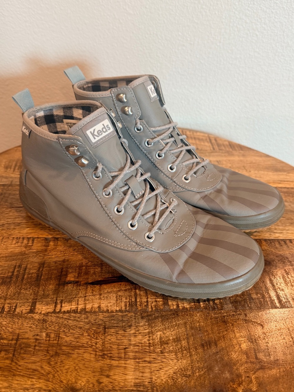 Keds Women’s Scout Boot Grey Plaid Water Resistant High Top Sneakers Size 8.5
